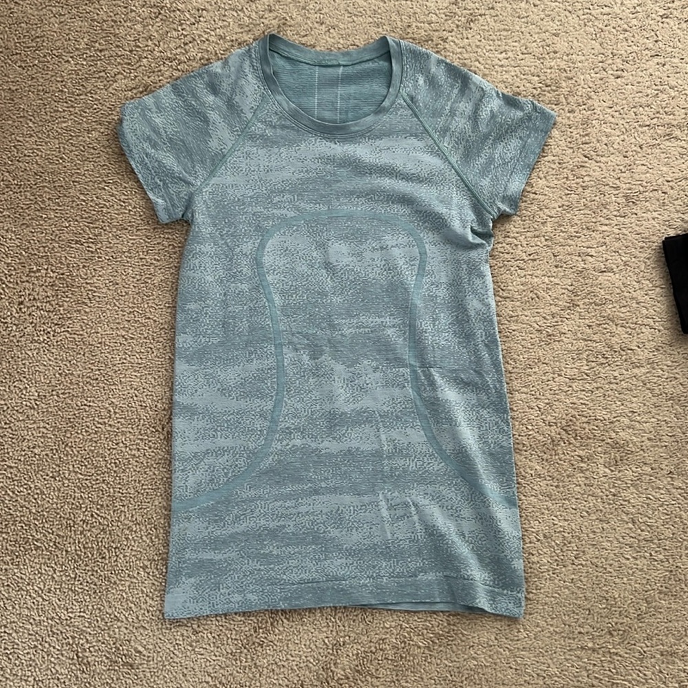 Lululemon Swiftly Tech Short-Sleeve Shirt